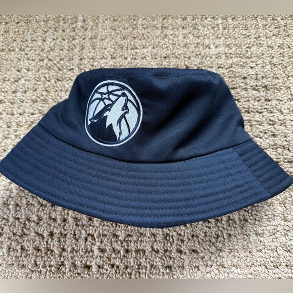 Minnesota Timberwolves bucket hat - Picture 1 of 3